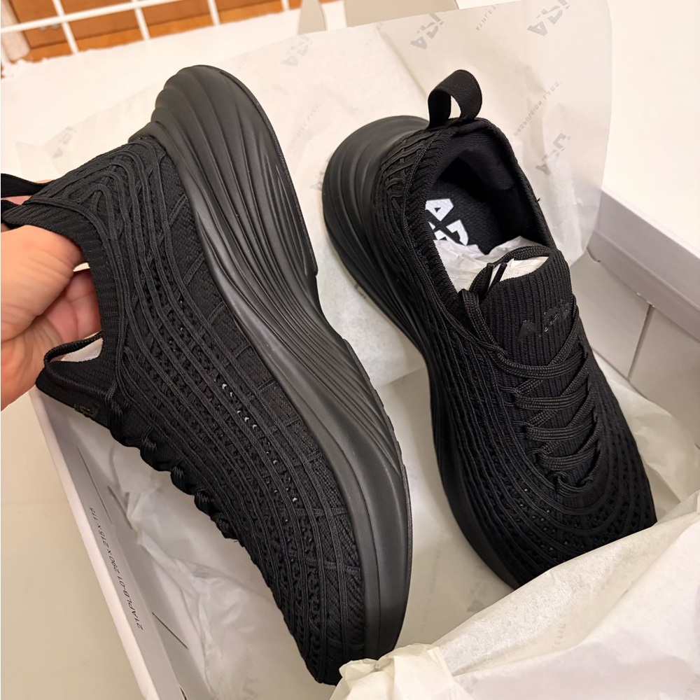 NWT APL TECHLOOM ZIPLINE - UNISEX (W6.5) - Picture 7 of 13